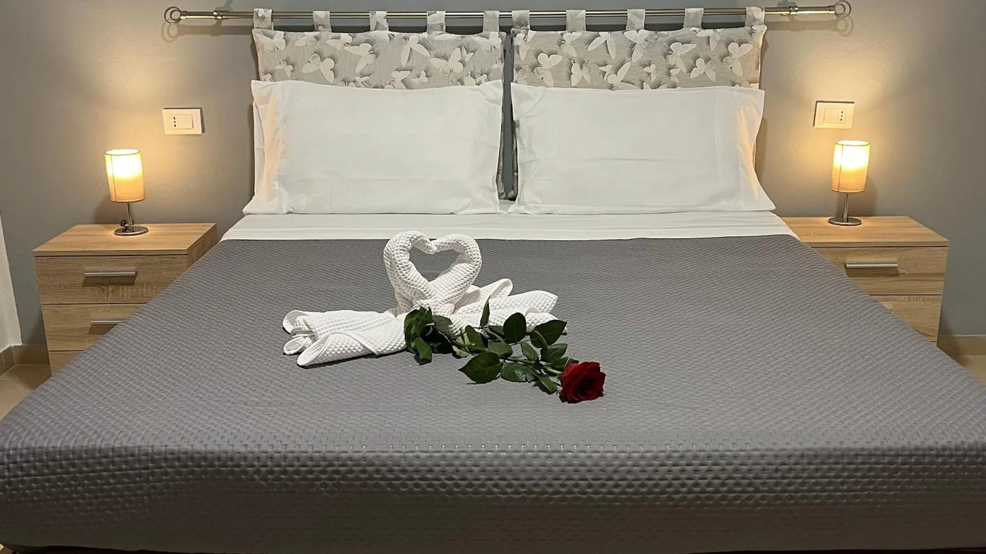 Cuba Holiday House Palermo 0*,  Italy